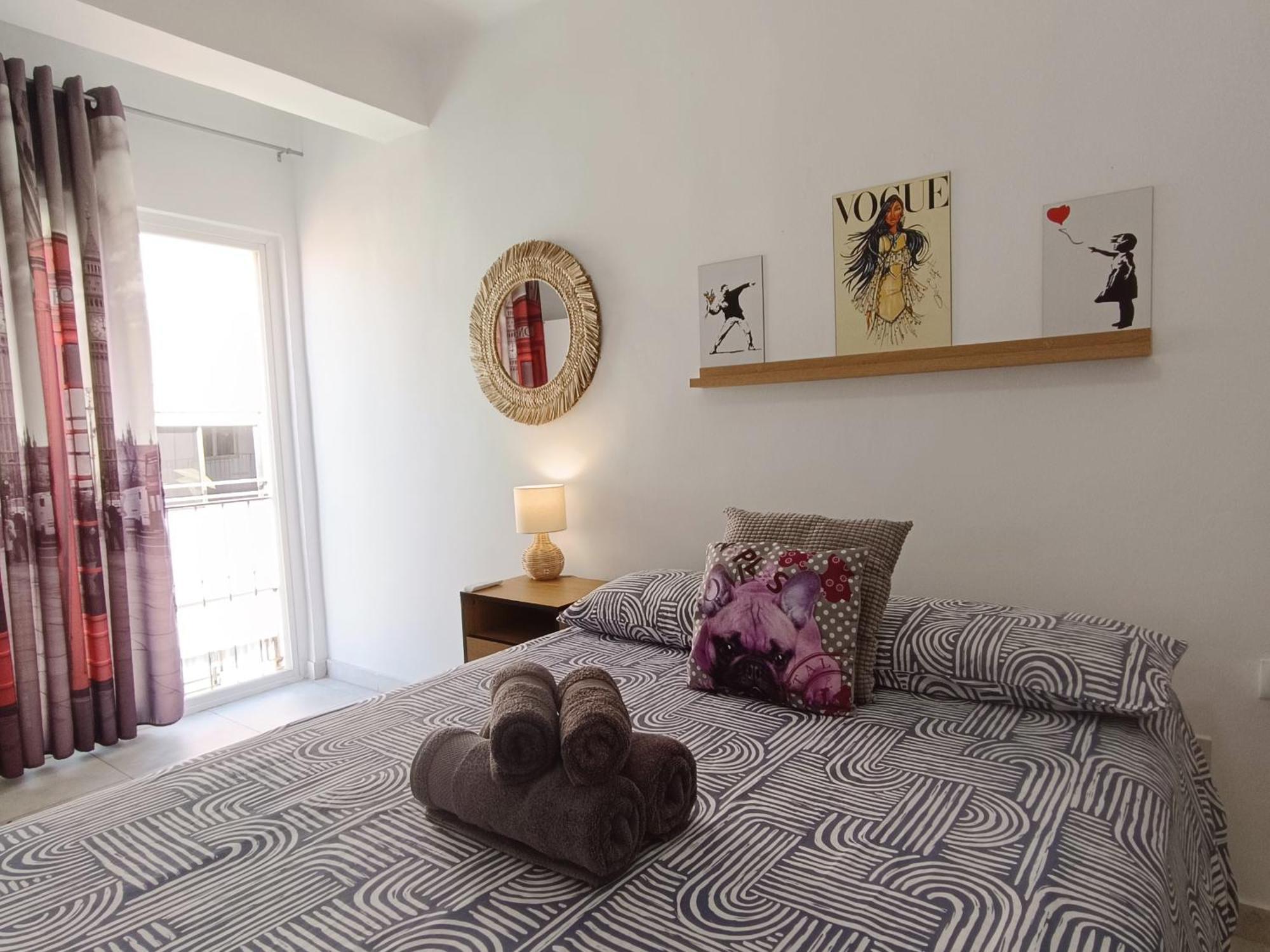 Room Alicante Center Bagian luar foto