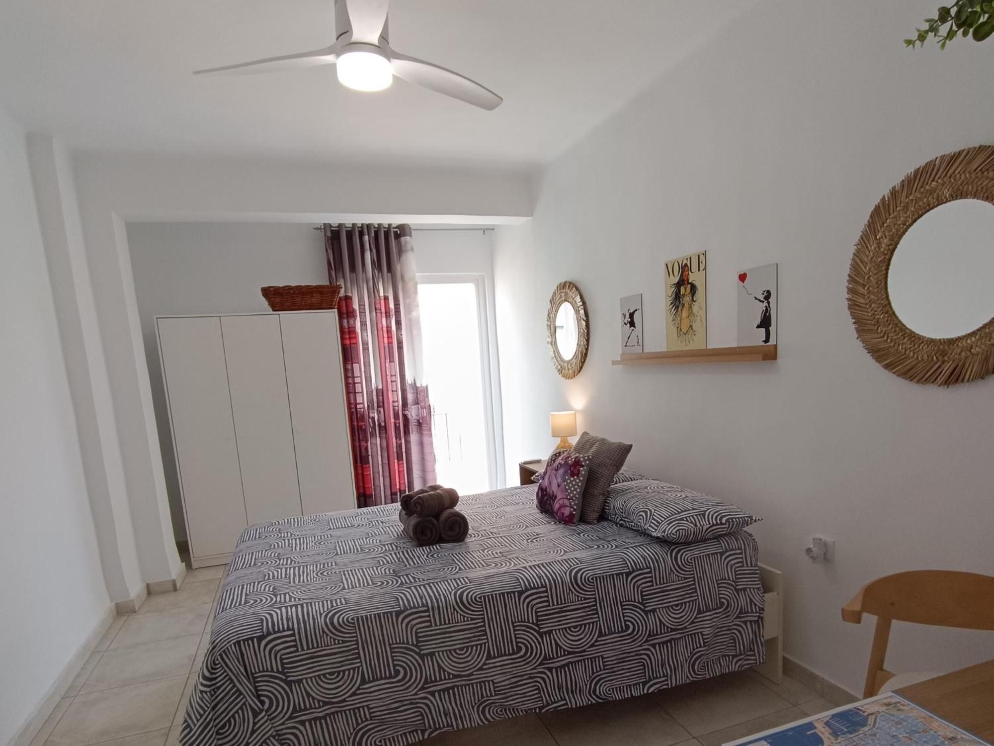 Room Alicante Center Bagian luar foto