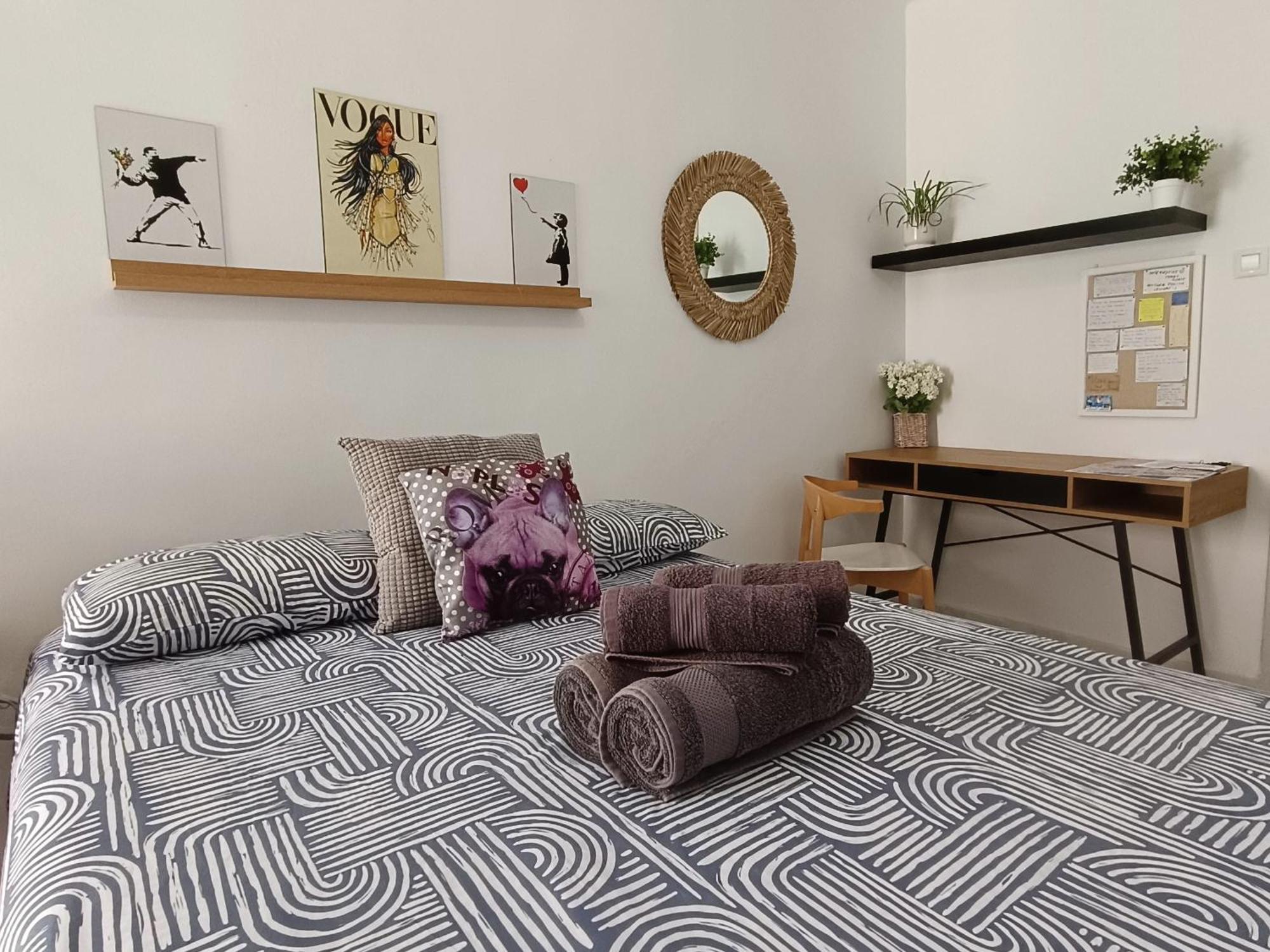 Room Alicante Center Bagian luar foto